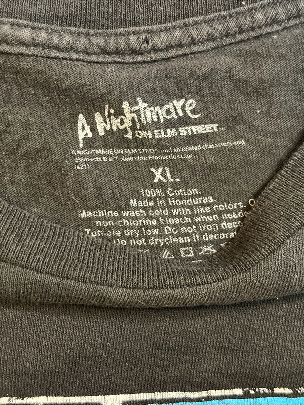 Source Unknown Black Graphic Tee with Rainbow Dreamer Print - Picture 3 of 4